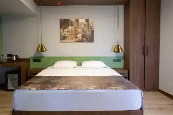 Balkonlu Deluxe Aile Odası